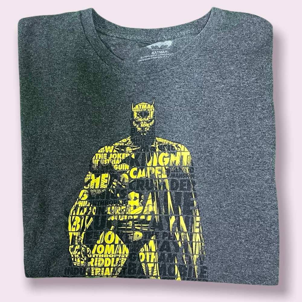 Grey/black/yellow Batman t-shirt